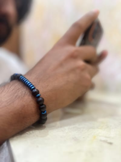 Matte Black Onyx and Blue Hematite Bead Bracelet_img_3